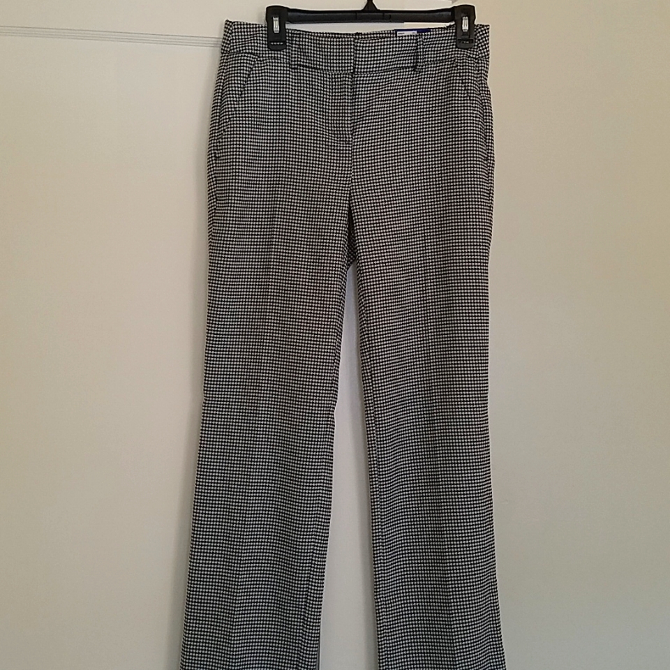 Apt. 9 "Torie" Woman's Dress Pants Size 4